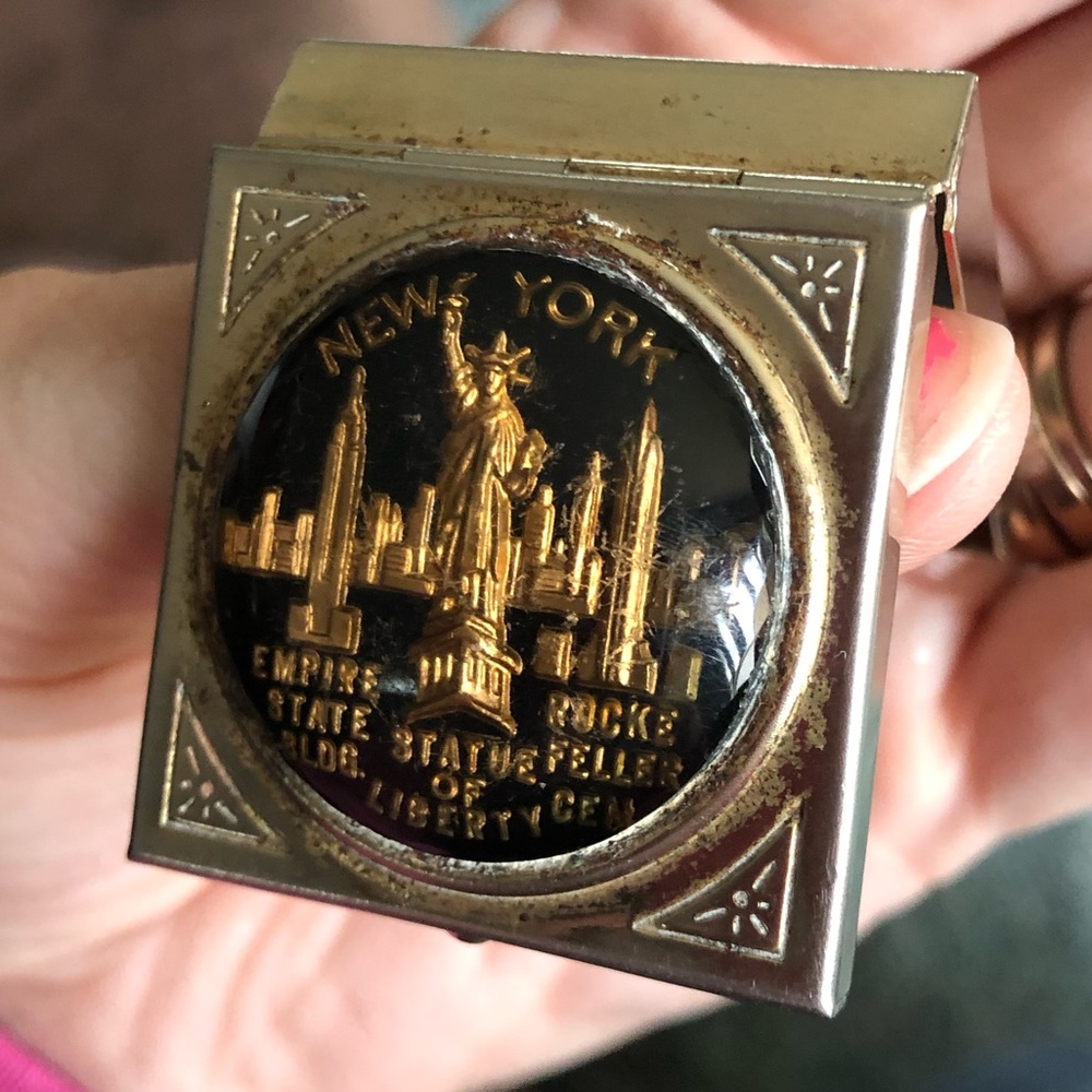 Antique vintage tourist pill snuff box, approx1960